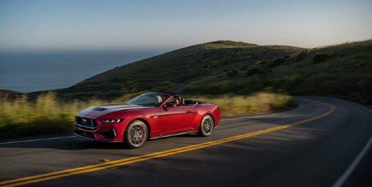 7세대 머스탱. 포드코리아 홈페이지